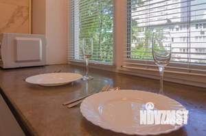 1-к квартира, посуточно, 44м2, 1/1 этаж