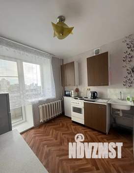 1-к квартира, посуточно, 35м2, 7/10 этаж