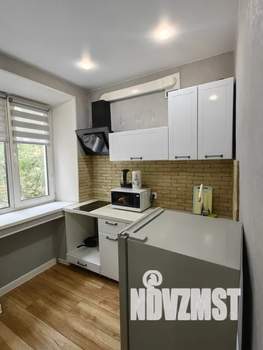 1-к квартира, посуточно, 30м2, 4/4 этаж