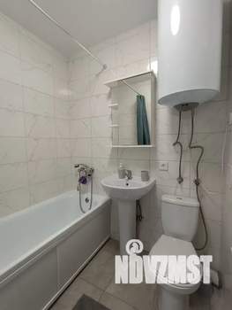 Студия квартира, посуточно, 25м2, 1/9 этаж