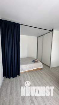 Студия квартира, посуточно, 35м2, 1/10 этаж