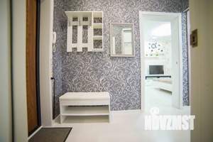 1-к квартира, посуточно, 35м2, 7/23 этаж