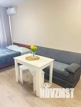 Студия квартира, посуточно, 28м2, 5/7 этаж