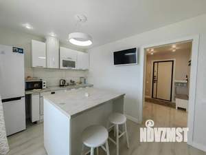 1-к квартира, посуточно, 39м2, 5/10 этаж