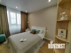 1-к квартира, посуточно, 37м2, 5/19 этаж