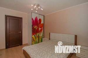 2-к квартира, посуточно, 54м2, 1/1 этаж