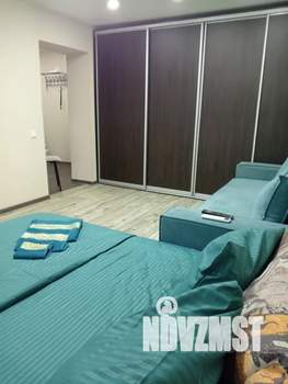 1-к квартира, посуточно, 35м2, 1/9 этаж