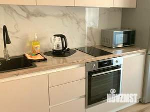 1-к квартира, посуточно, 32м2, 6/9 этаж