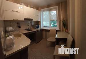 2-к квартира, посуточно, 47м2, 1/5 этаж