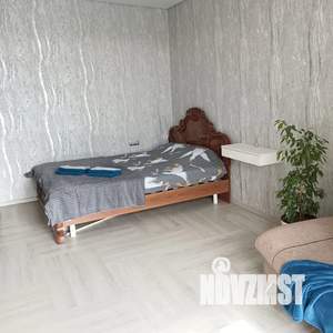 Студия квартира, посуточно, 43м2, 6/25 этаж