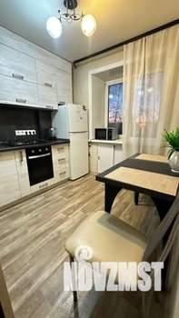1-к квартира, посуточно, 44м2, 1/1 этаж