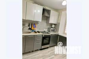 1-к квартира, посуточно, 32м2, 4/9 этаж