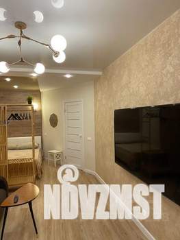 2-к квартира, посуточно, 55м2, 3/25 этаж