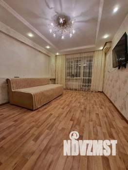 2-к квартира, посуточно, 50м2, 1/1 этаж