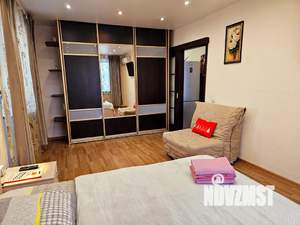 1-к квартира, посуточно, 33м2, 4/5 этаж