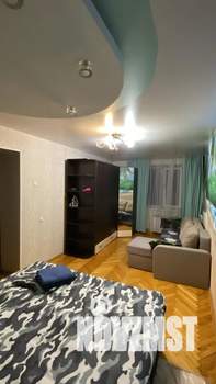 2-к квартира, посуточно, 45м2, 3/6 этаж