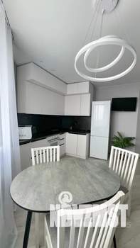 1-к квартира, посуточно, 41м2, 19/19 этаж