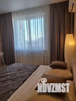 1-к квартира, посуточно, 40м2, 10/25 этаж