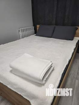 Студия квартира, посуточно, 30м2, 2/10 этаж