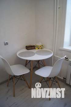 1-к квартира, посуточно, 36м2, 1/9 этаж