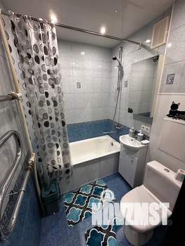 Студия квартира, посуточно, 30м2, 4/5 этаж