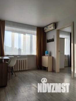 2-к квартира, посуточно, 50м2, 1/1 этаж