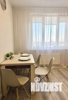 1-к квартира, посуточно, 40м2, 15/17 этаж