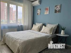 Студия квартира, посуточно, 25м2, 1/9 этаж