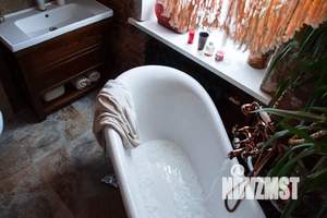 4-к квартира, посуточно, 80м2, 2/6 этаж