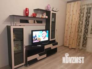 1-к квартира, посуточно, 33м2, 1/10 этаж