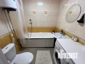 Студия квартира, посуточно, 43м2, 1/5 этаж