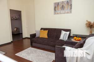 1-к квартира, посуточно, 55м2, 1/1 этаж