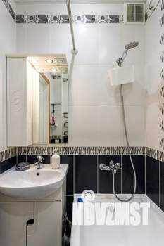 2-к квартира, посуточно, 49м2, 5/14 этаж