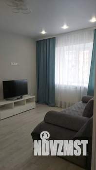 1-к квартира, посуточно, 35м2, 2/9 этаж