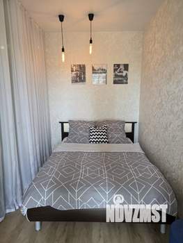 1-к квартира, посуточно, 38м2, 5/25 этаж