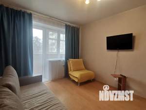 1-к квартира, посуточно, 30м2, 4/10 этаж