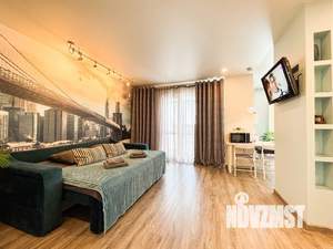 Студия квартира, посуточно, 35м2, 10/19 этаж