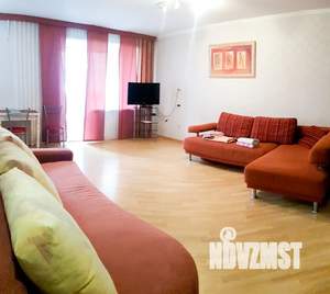 Студия квартира, посуточно, 54м2, 5/12 этаж