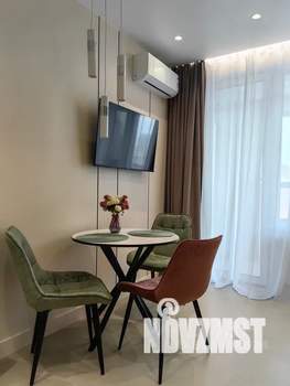 2-к квартира, посуточно, 38м2, 10/24 этаж