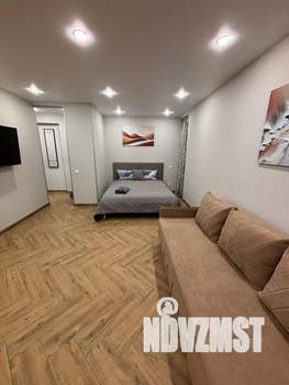 Студия квартира, посуточно, 32м2, 3/5 этаж