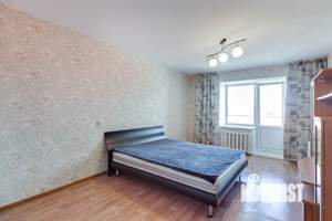 1-к квартира, посуточно, 35м2, 7/10 этаж