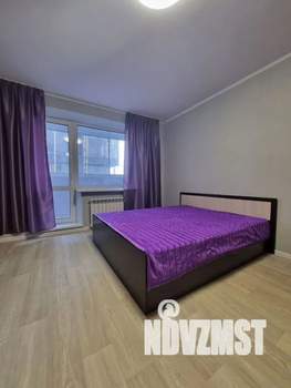 1-к квартира, посуточно, 44м2, 1/10 этаж
