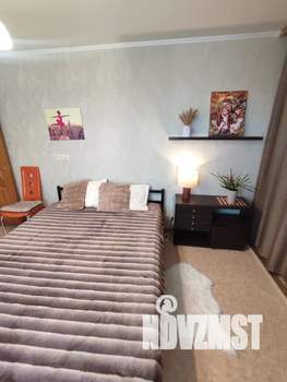 1-к квартира, посуточно, 40м2, 7/9 этаж