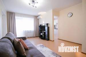 2-к квартира, посуточно, 42м2, 5/5 этаж