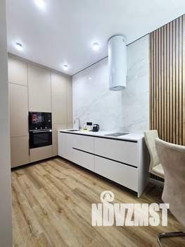 2-к квартира, посуточно, 43м2, 14/23 этаж