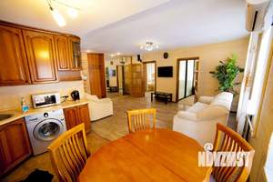 3-к квартира, посуточно, 65м2, 2/3 этаж