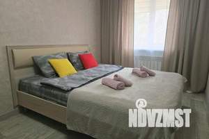 2-к квартира, посуточно, 45м2, 4/5 этаж