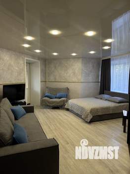 1-к квартира, посуточно, 42м2, 3/12 этаж