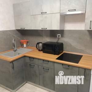 1-к квартира, посуточно, 35м2, 1/10 этаж