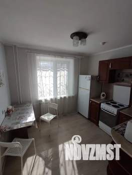 1-к квартира, посуточно, 38м2, 1/10 этаж